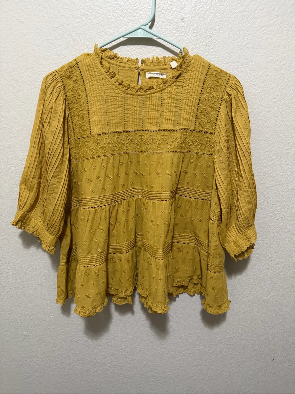 DÔEN Adnet Blouse Wheat Organic Cotton Eyelet Embroidery Puff Sleeve Medium - Picture 2 of 6
